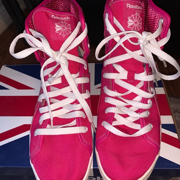 Women’s Reebok Sneakers - Picture 3 of 4